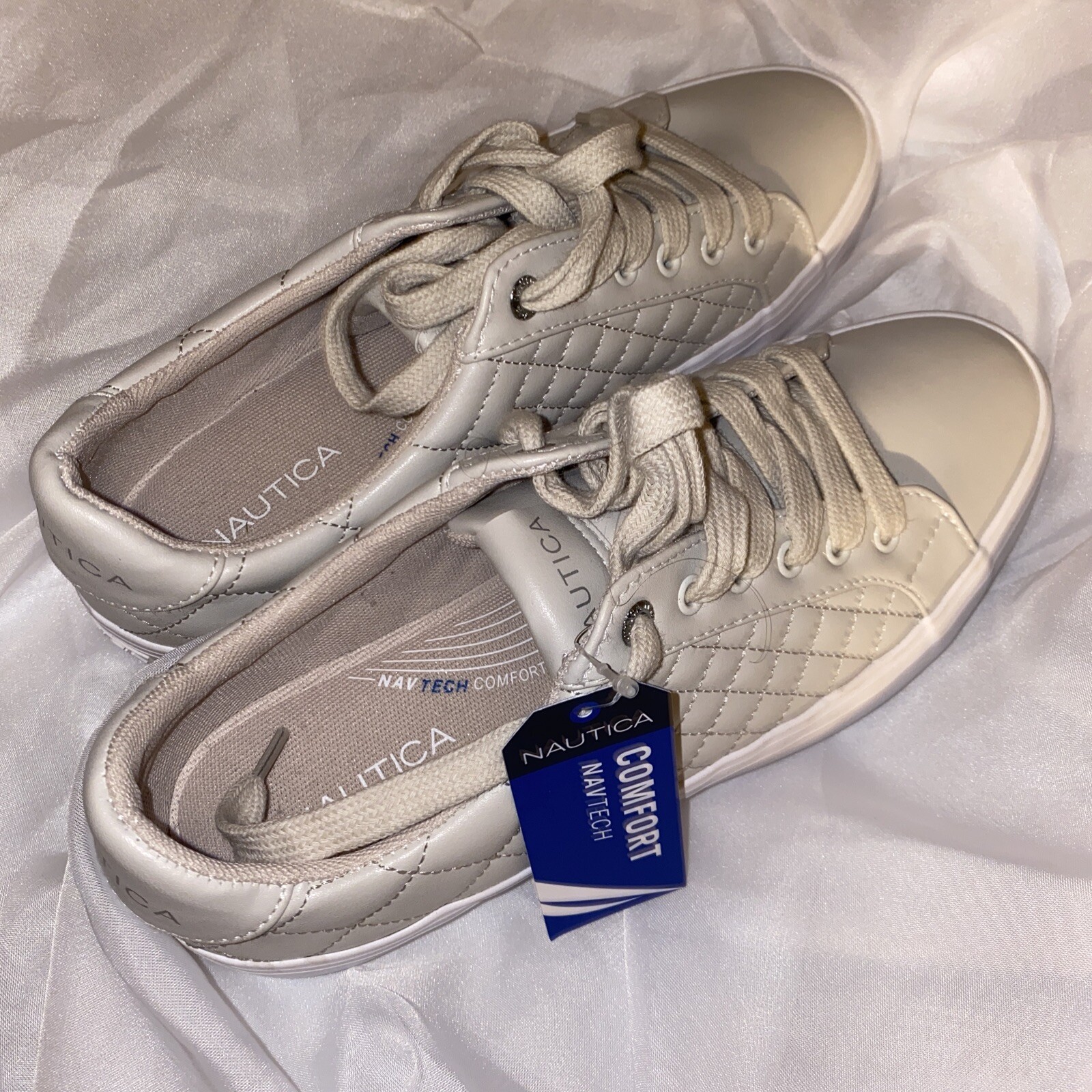 Nautica Women’s Shoes Size US 8.5 Comfort Insole New With Tags Leather Quilted
