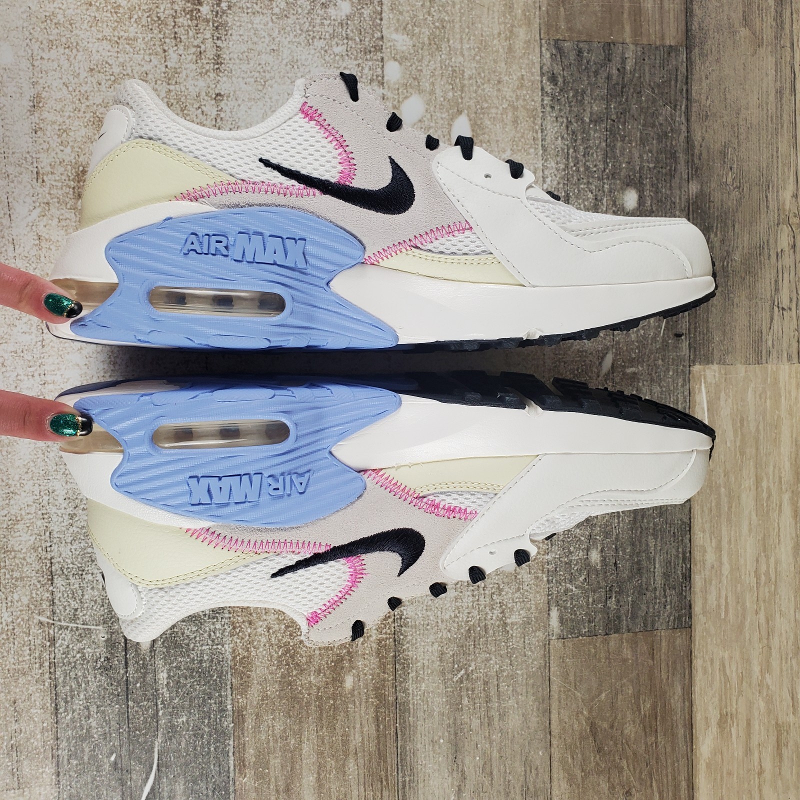 Nike Air Max Excee Womens Running Shoes Sz 11 Off White Lace Up Comfort Sneakers