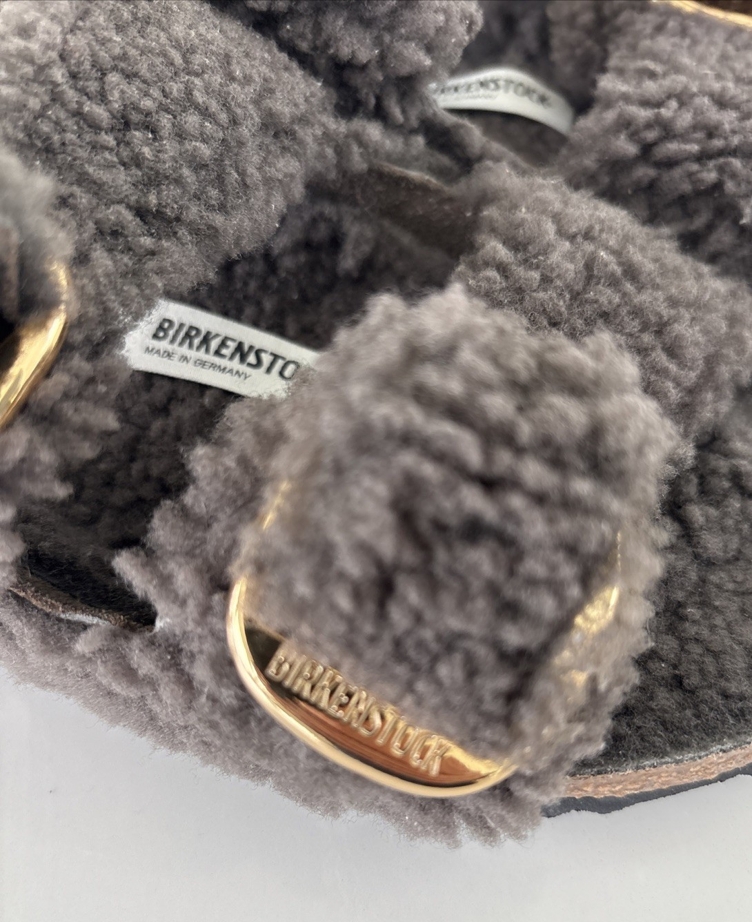 NWOB Birkenstock Arizona Women’s Big Buckle Shearling Sandals Mocca Sz 37