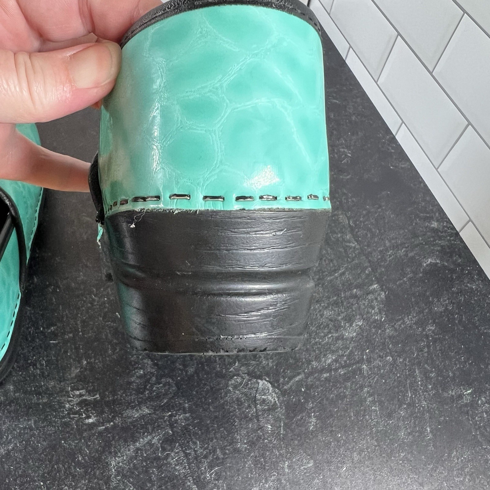 Sanita Professional Patent Leather Clogs Mint Teal Water Pattern Size 38 US 7.5