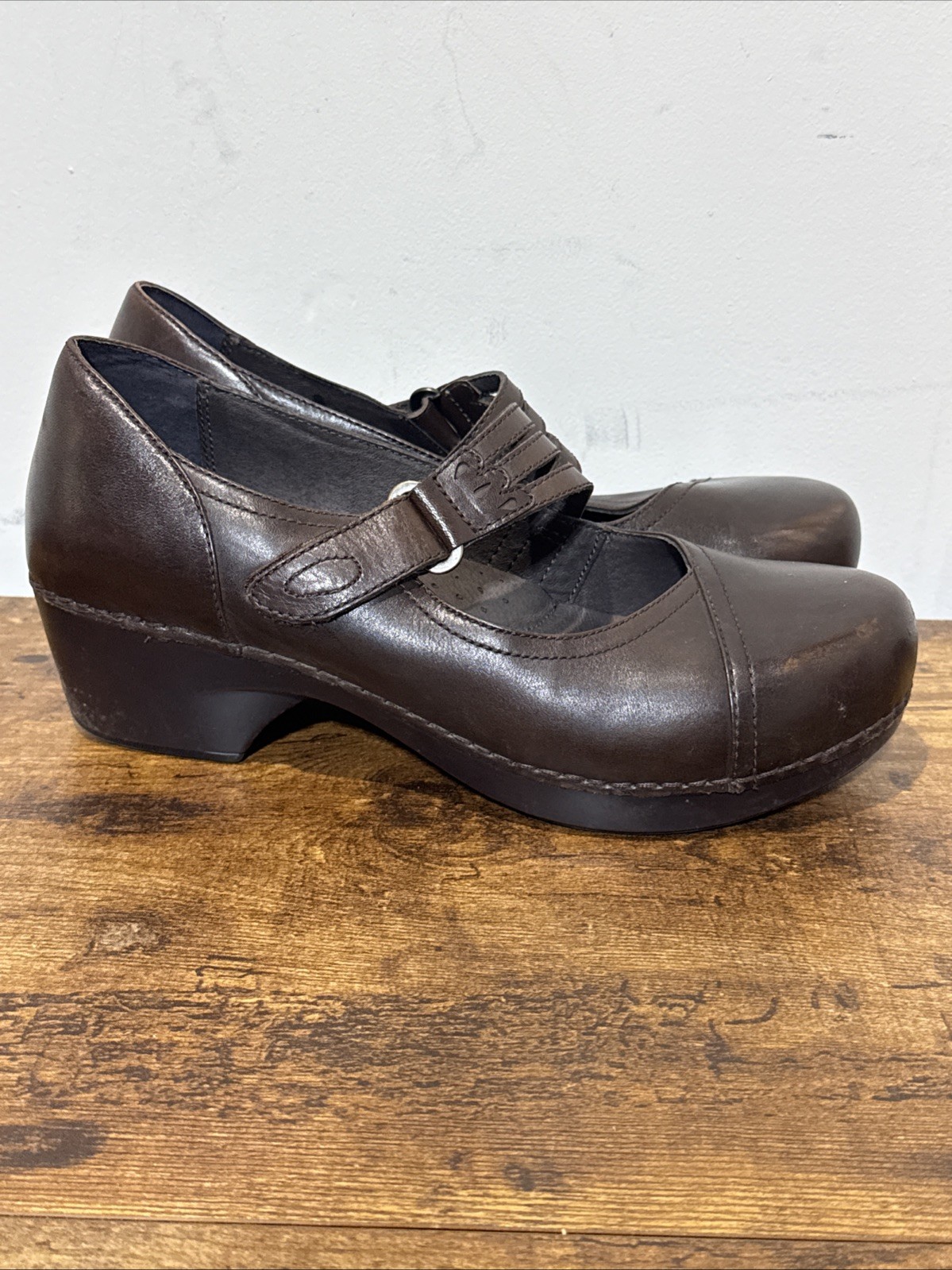 Dansko Mary Jane Comfort Shoes Womens Sz 39 US 9 Dark Brown Leather Clog